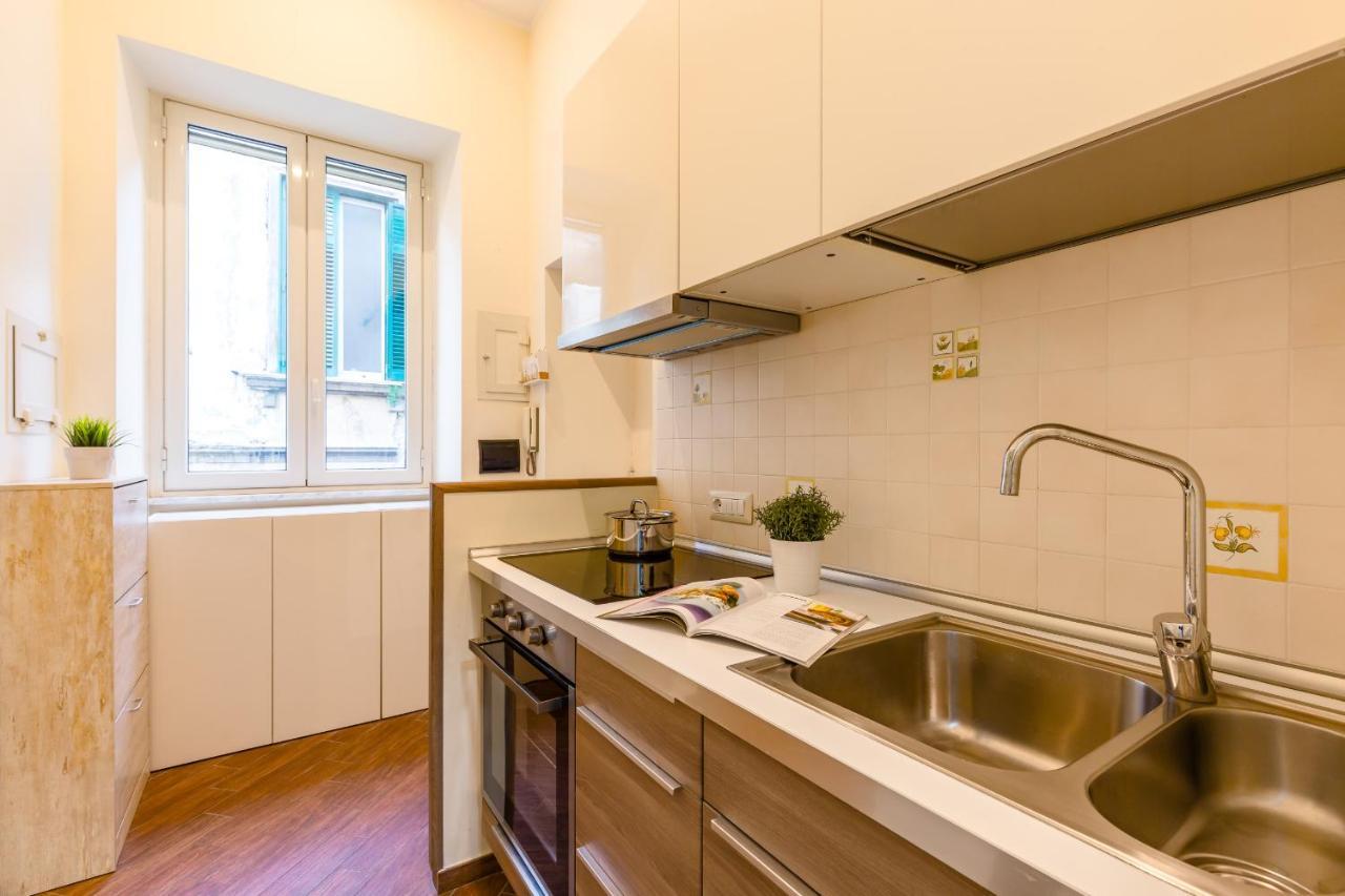 Teatro Nuovo Apartment By Wonderful Italy เนเปิลส์ ภายนอก รูปภาพ